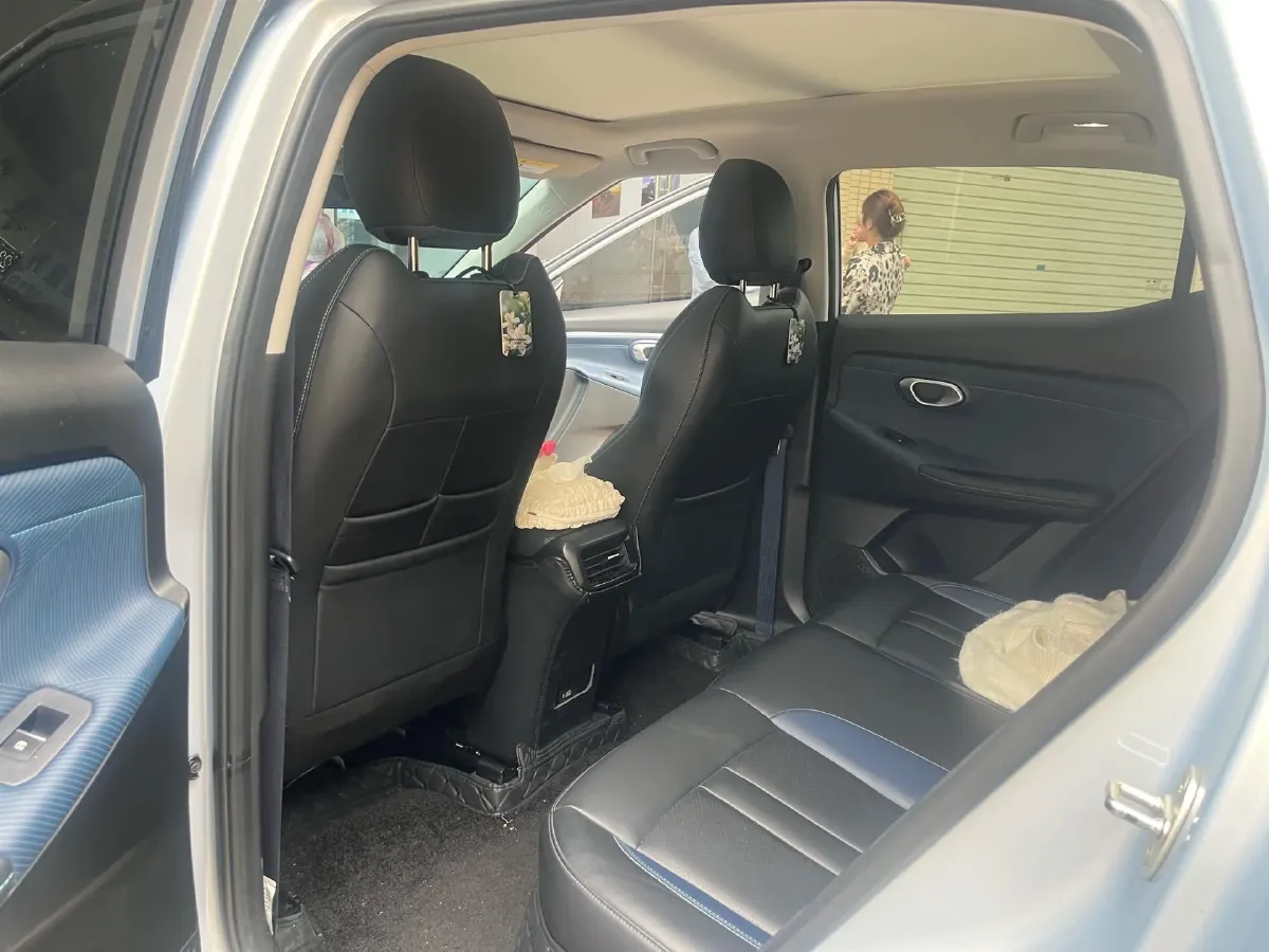 2023 GAC Trumpchi GS3 1.5T 177HP L4 7DCT,autocango,china used car exporter,china ev exporter,chinese used car exporter,chinese used ev exporter