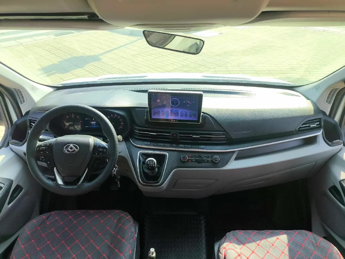 2019 MAXUS XinTu V90 2.0T 148HP L4 6MT,autocango,china used car exporter,china ev exporter,chinese used car exporter,chinese used ev exporter