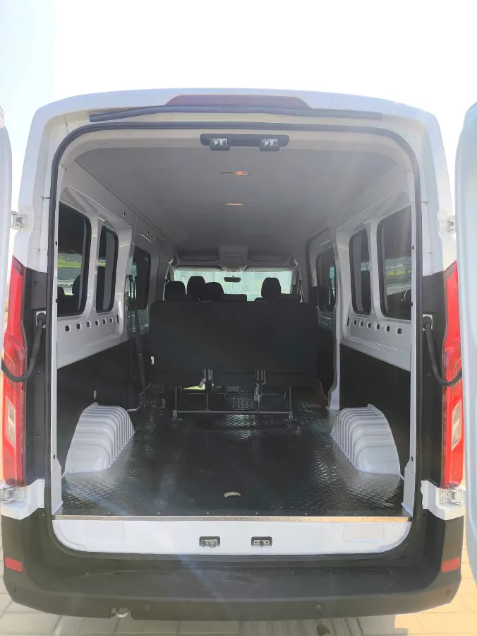 2019 MAXUS XinTu V90 2.0T 148HP L4 6MT,autocango,china used car exporter,china ev exporter,chinese used car exporter,chinese used ev exporter