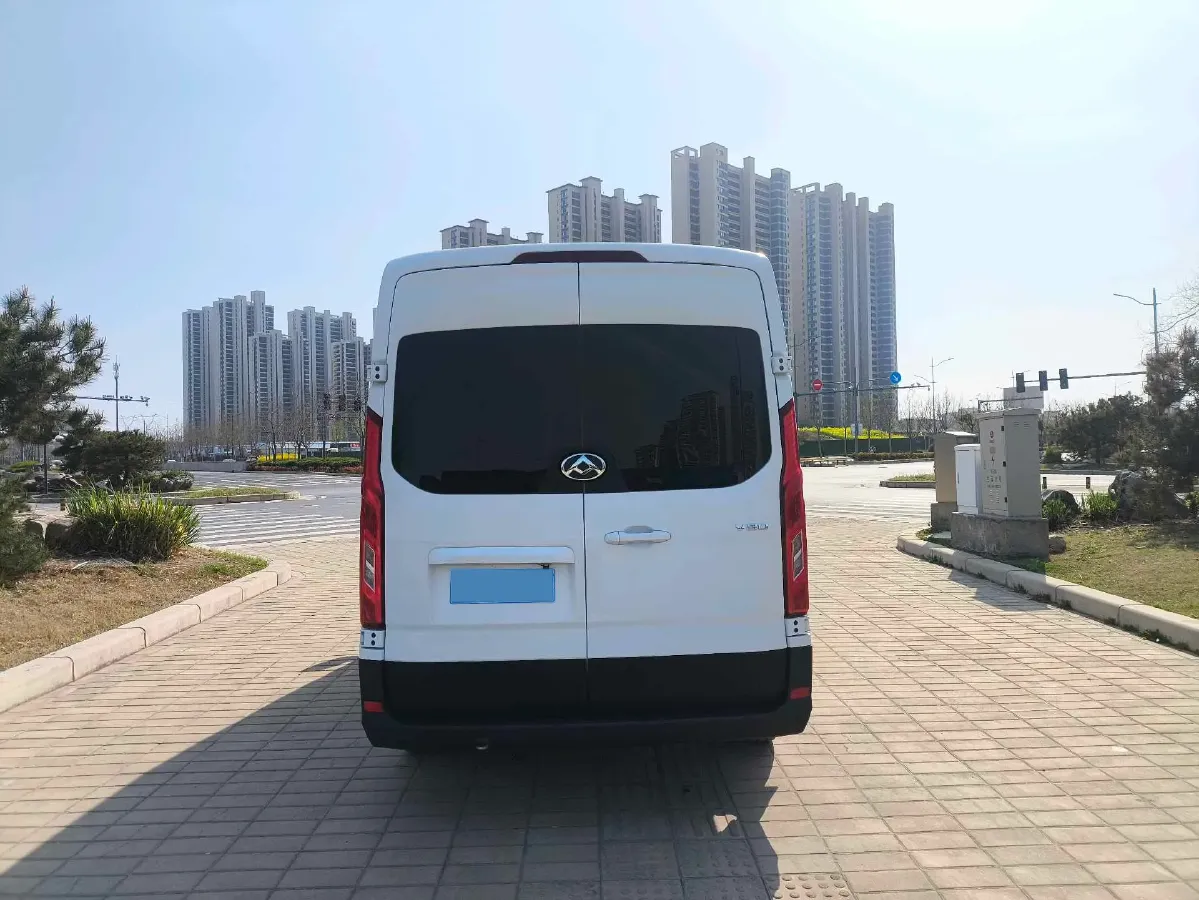 2019 MAXUS XinTu V90 2.0T 148HP L4 6MT,autocango,china used car exporter,china ev exporter,chinese used car exporter,chinese used ev exporter