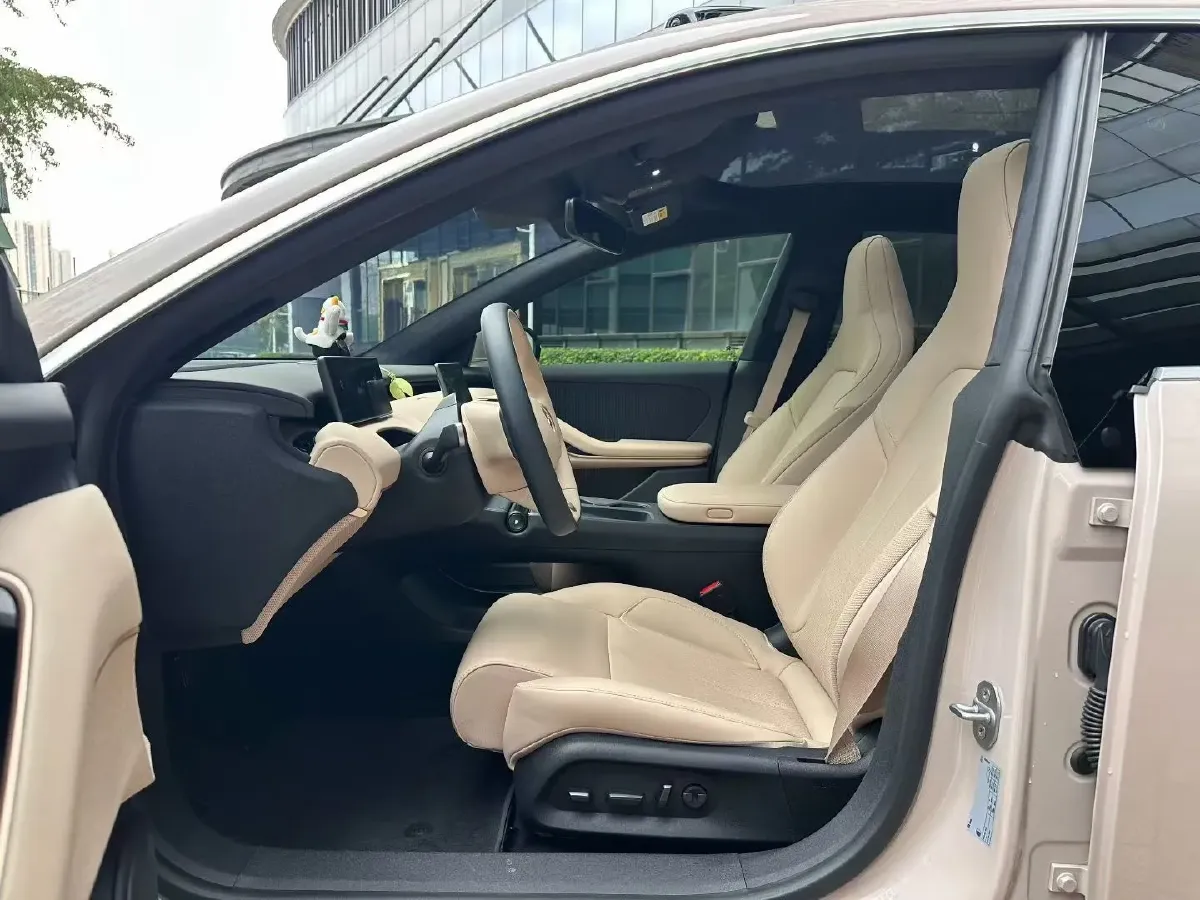 2024 NIO ET5 BEV 75KWH,autocango,china used car exporter,china ev exporter,chinese used car exporter,chinese used ev exporter