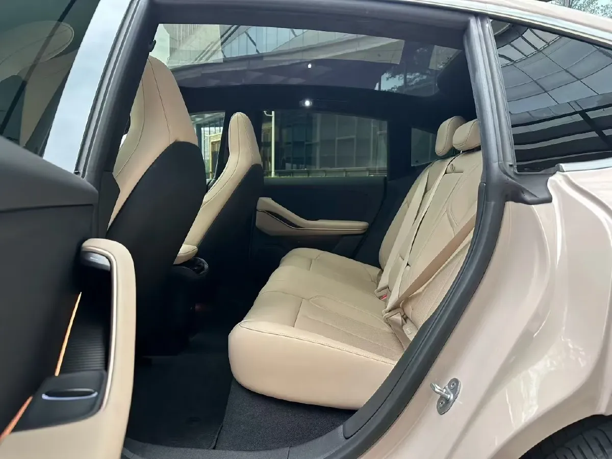 2024 NIO ET5 BEV 75KWH,autocango,china used car exporter,china ev exporter,chinese used car exporter,chinese used ev exporter