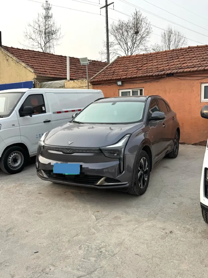 2022 Venucia Grand V 1.5T 190HP L4 7DCT,autocango,china used car exporter,china ev exporter,chinese used car exporter,chinese used ev exporter