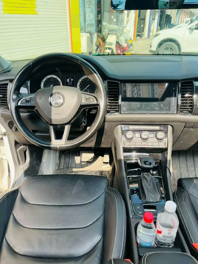 2018 Skoda Kodiak 2.0T 186HP L4 7DCT,autocango,china used car exporter,china ev exporter,chinese used car exporter,chinese used ev exporter