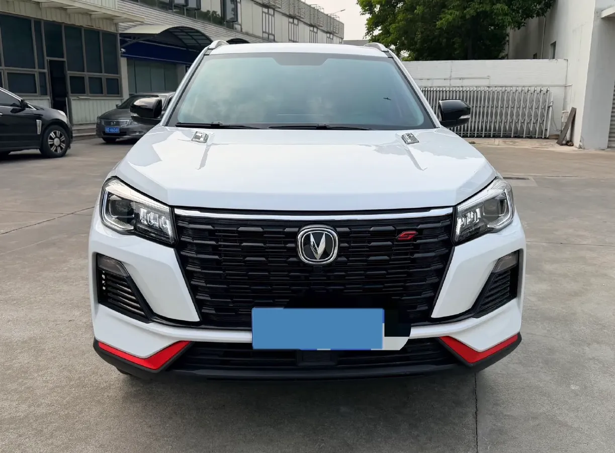 2023 ChangAn CS75 1.5T 188HP L4 7DCT,autocango,china used car exporter,china ev exporter,chinese used car exporter,chinese used ev exporter