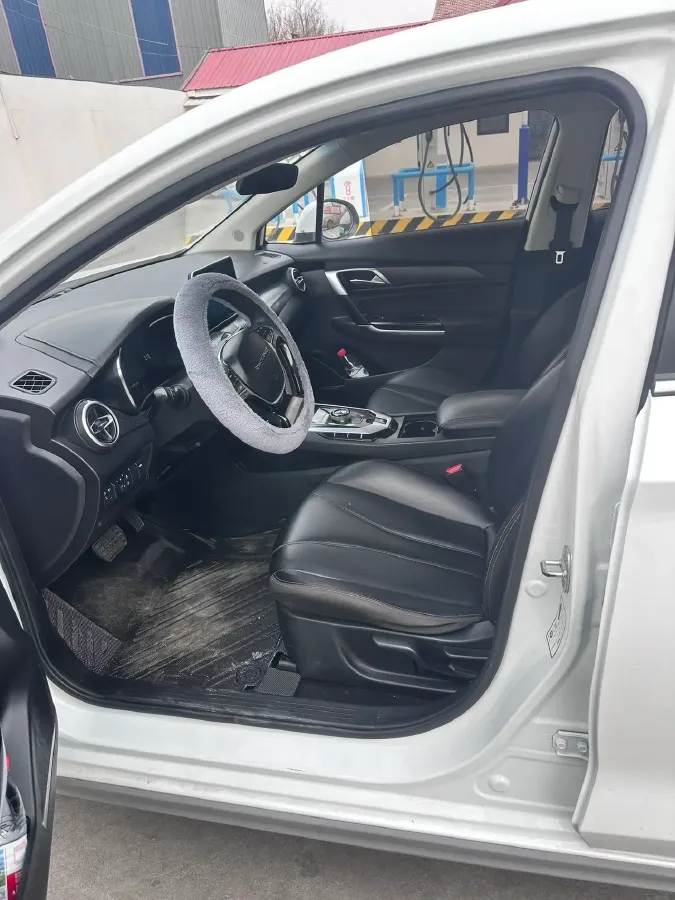 2022 BeiJing Auto EU5 BEV 50KWH,autocango,china used car exporter,china ev exporter,chinese used car exporter,chinese used ev exporter