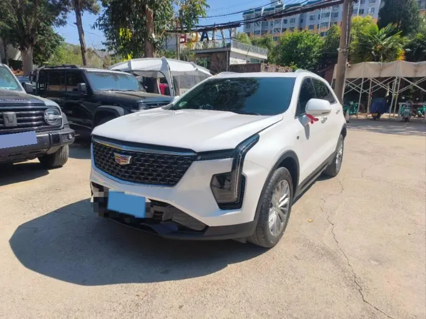 2025 Cadillac XT5 2.0T 237HP L4 9AT,autocango,china used car exporter,china ev exporter,chinese used car exporter,chinese used ev exporter
