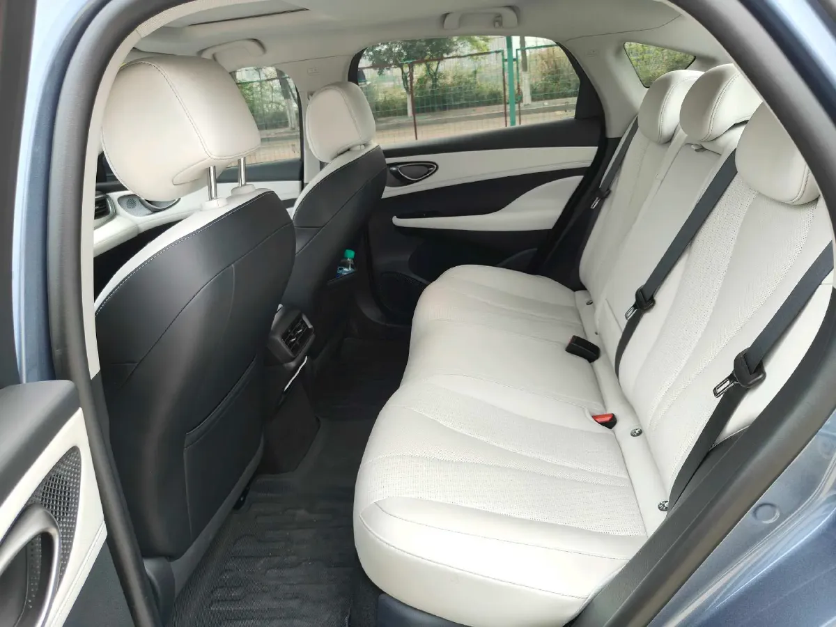 2025 BYD Seal05 DM-i 1.5L 101HP L4 E-CVT PHEV 15.87KWH,autocango,china used car exporter,china ev exporter,chinese used car exporter,chinese used ev exporter