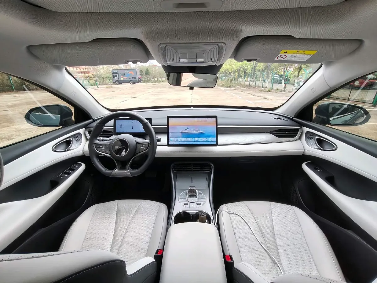 2025 BYD Seal05 DM-i 1.5L 101HP L4 E-CVT PHEV 15.87KWH,autocango,china used car exporter,china ev exporter,chinese used car exporter,chinese used ev exporter