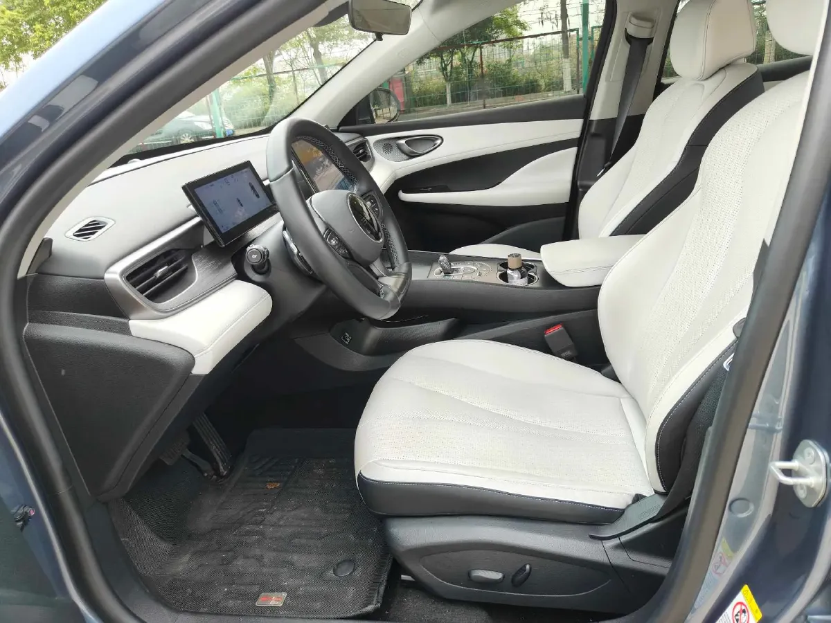 2025 BYD Seal05 DM-i 1.5L 101HP L4 E-CVT PHEV 15.87KWH,autocango,china used car exporter,china ev exporter,chinese used car exporter,chinese used ev exporter