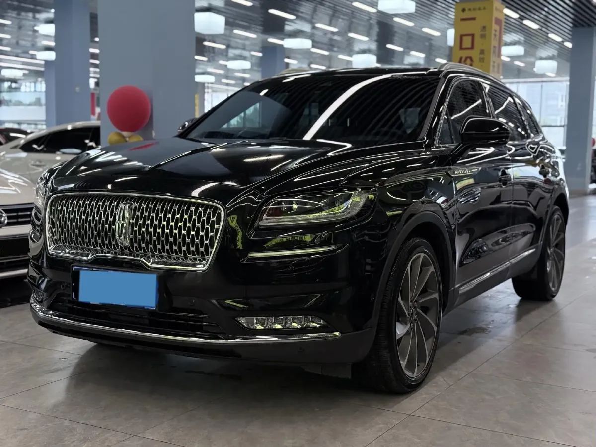 2021 Lincoln Nautilus 2.7T 322HP V6 8AT,autocango,china used car exporter,china ev exporter,chinese used car exporter,chinese used ev exporter