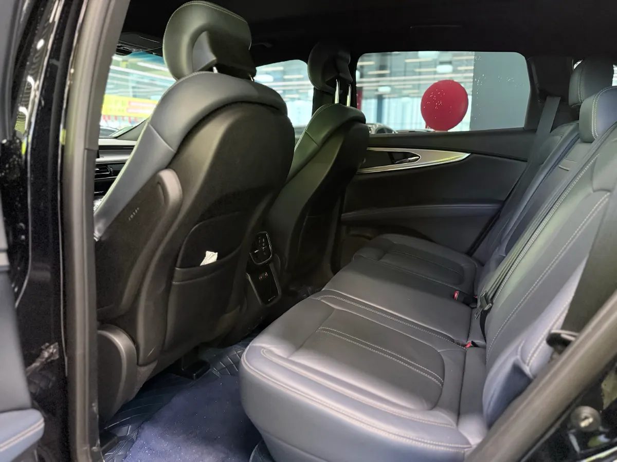 2021 Lincoln Nautilus 2.7T 322HP V6 8AT,autocango,china used car exporter,china ev exporter,chinese used car exporter,chinese used ev exporter