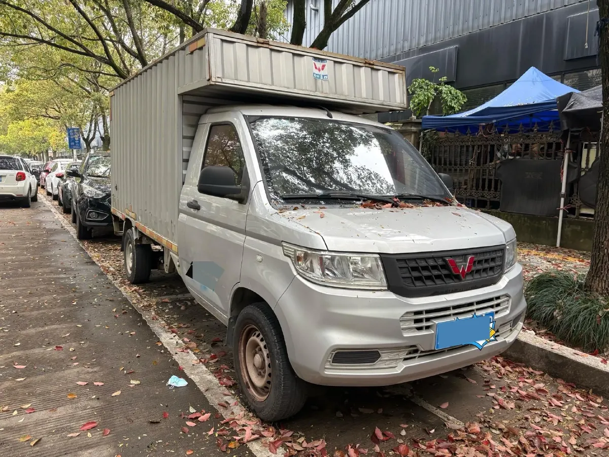 2019 WuLing RongGuang New Truck 1.5L 107HP L4 5MT,autocango,china used car exporter,china ev exporter,chinese used car exporter,chinese used ev exporter
