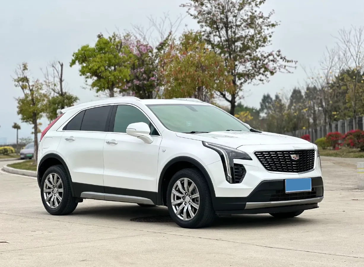 2020 Cadillac XT4 2.0T 241HP L4 9AT,autocango,china used car exporter,china ev exporter,chinese used car exporter,chinese used ev exporter