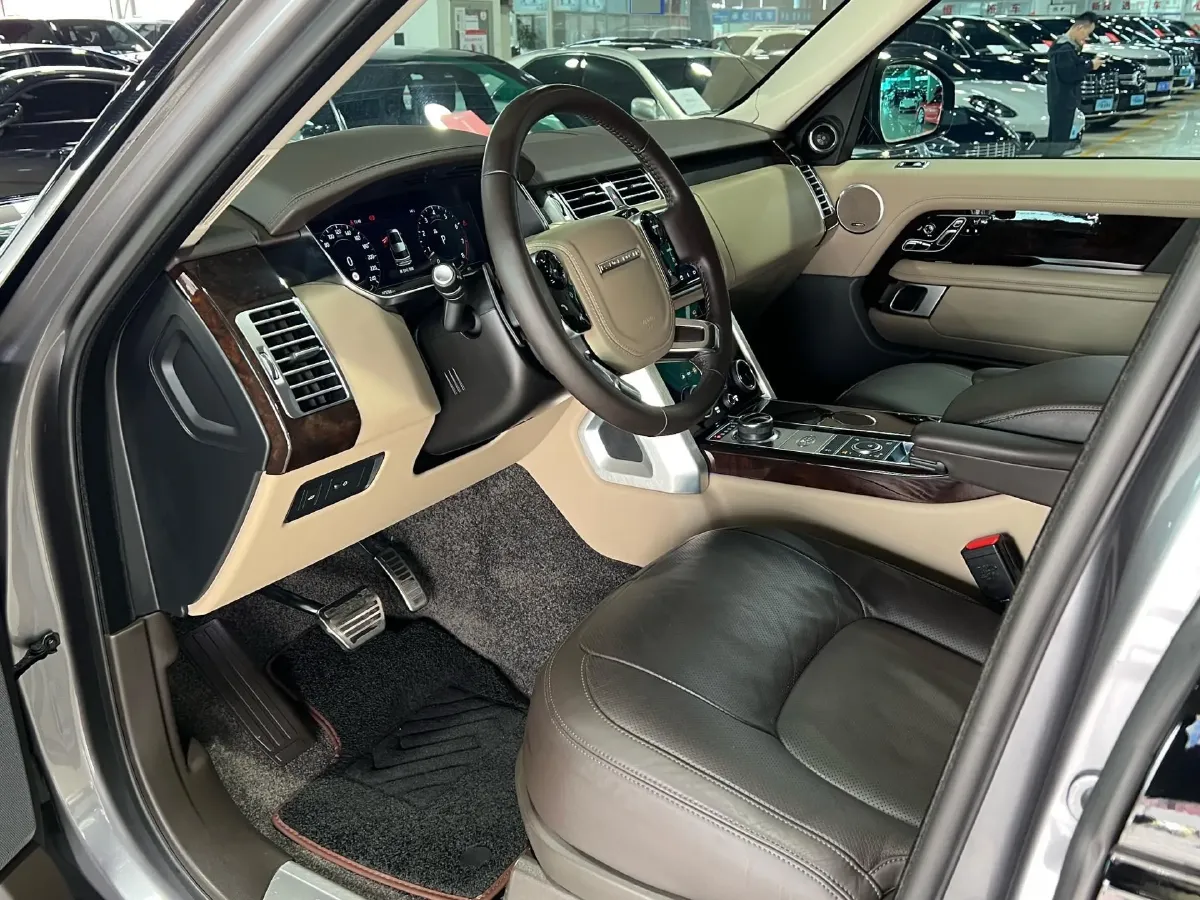 2022 Land Rover Range Rover 3.0T 400HP L6 8AT,autocango,china used car exporter,china ev exporter,chinese used car exporter,chinese used ev exporter