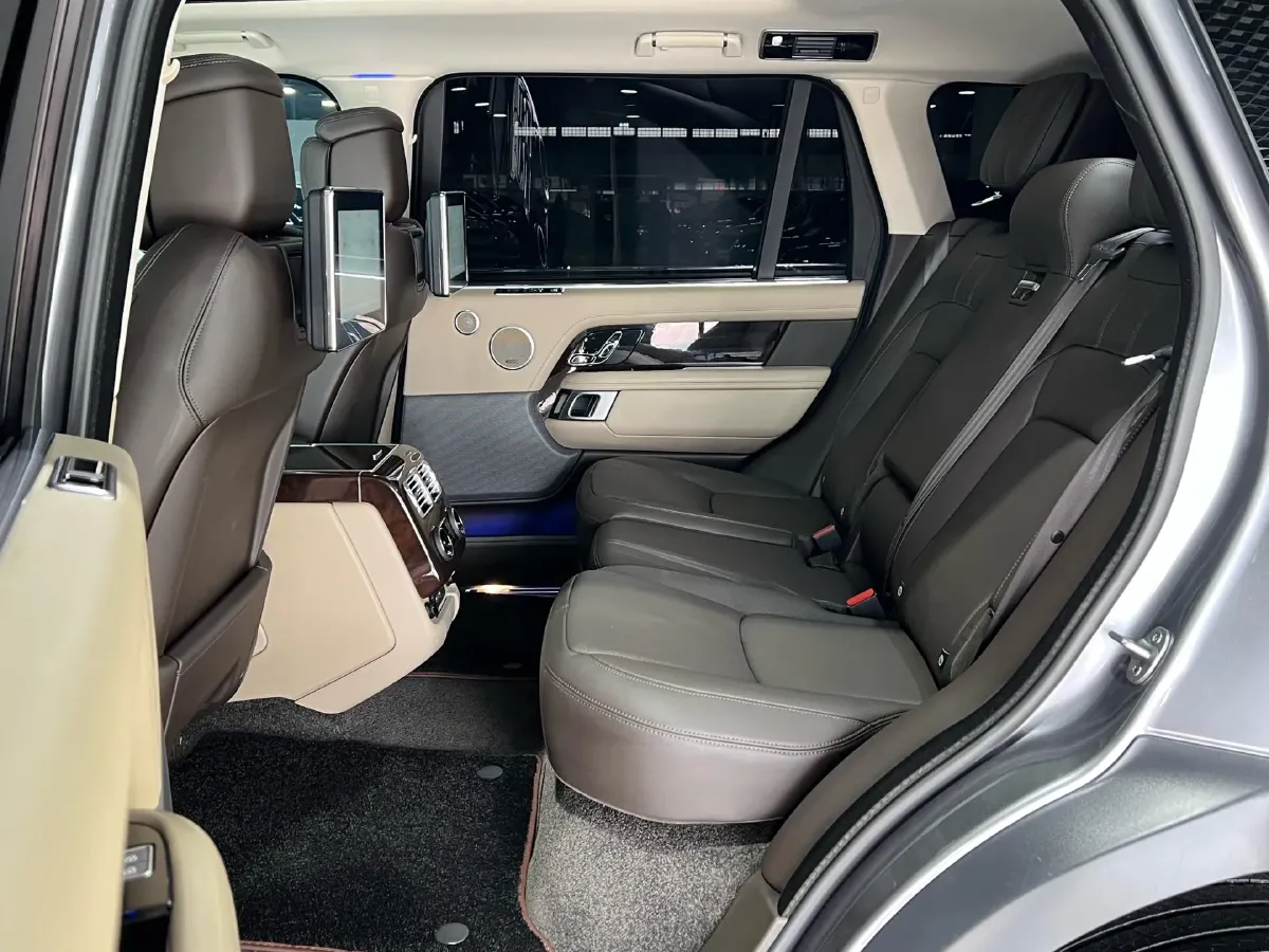 2022 Land Rover Range Rover 3.0T 400HP L6 8AT,autocango,china used car exporter,china ev exporter,chinese used car exporter,chinese used ev exporter