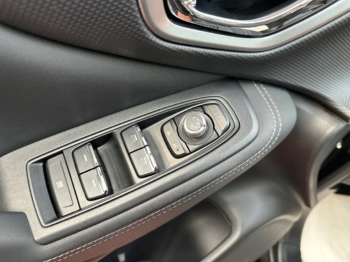 2020 Subaru Forester 2.0L 156HP H4 CVT,autocango,china used car exporter,china ev exporter,chinese used car exporter,chinese used ev exporter