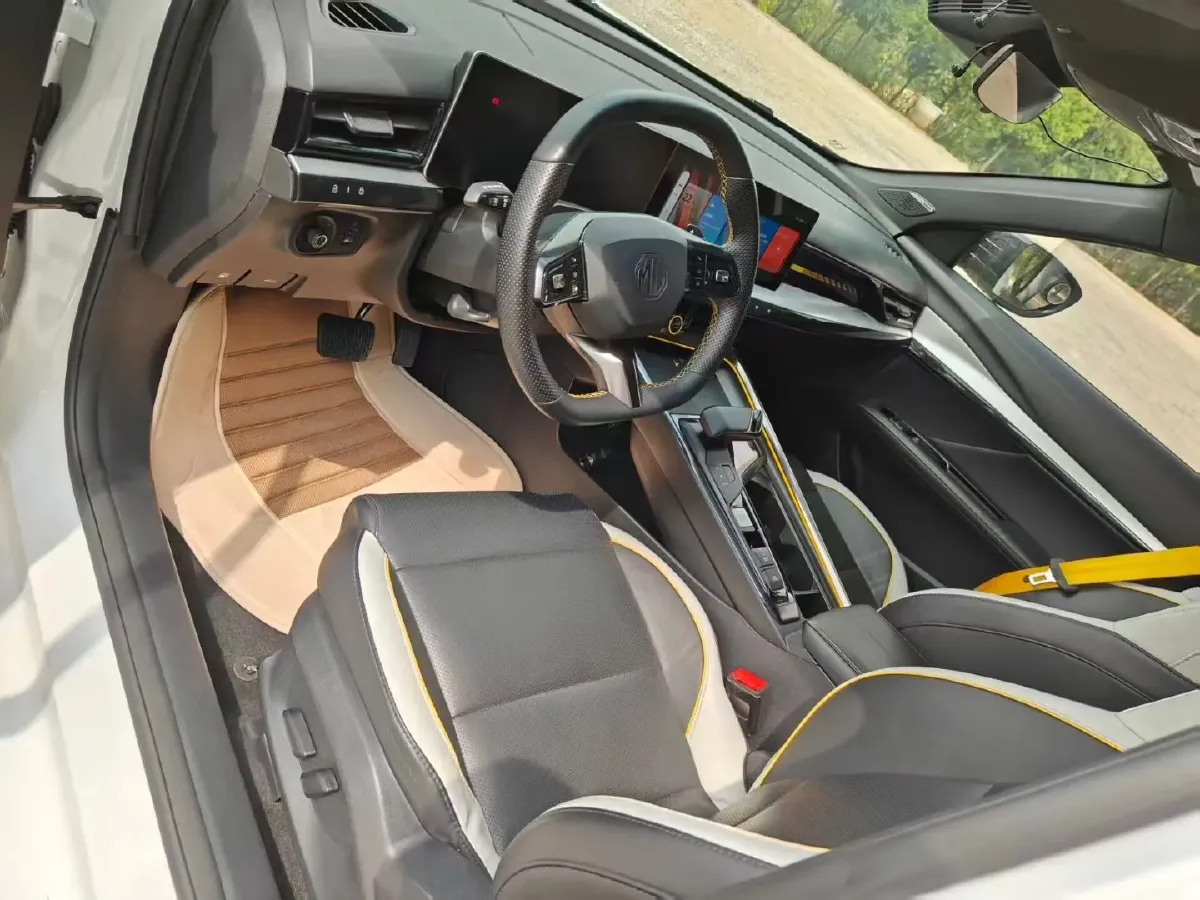 2021 MG 5 1.5T 173HP L4 7DCT,autocango,china used car exporter,china ev exporter,chinese used car exporter,chinese used ev exporter