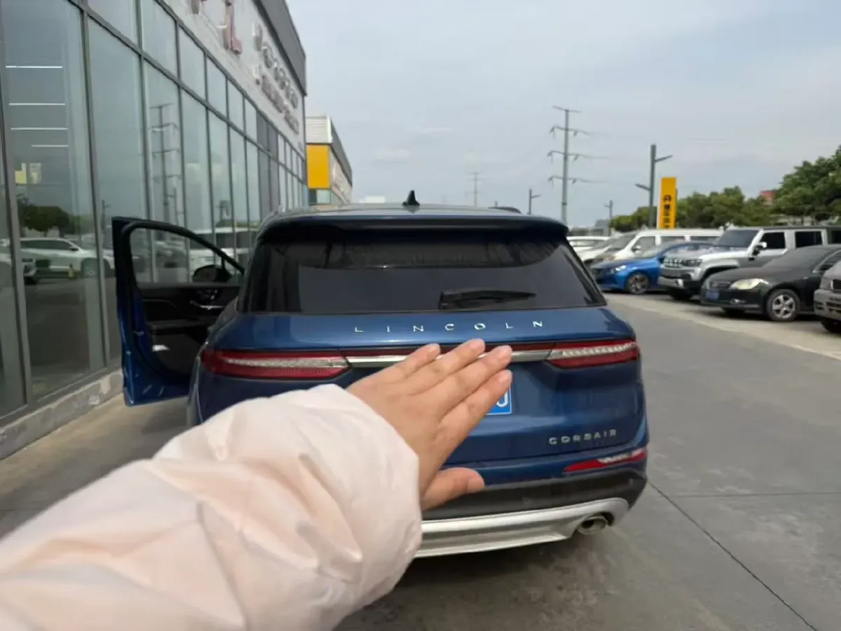 2021 Lincoln Corsair 2.0T 245HP L4 8AT,autocango,china used car exporter,china ev exporter,chinese used car exporter,chinese used ev exporter