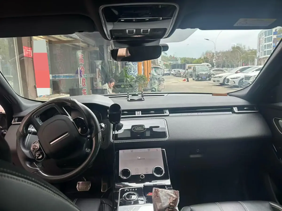 2020 Land Rover Range Rover Velar 2.0T 250HP L4 8AT,autocango,china used car exporter,china ev exporter,chinese used car exporter,chinese used ev exporter