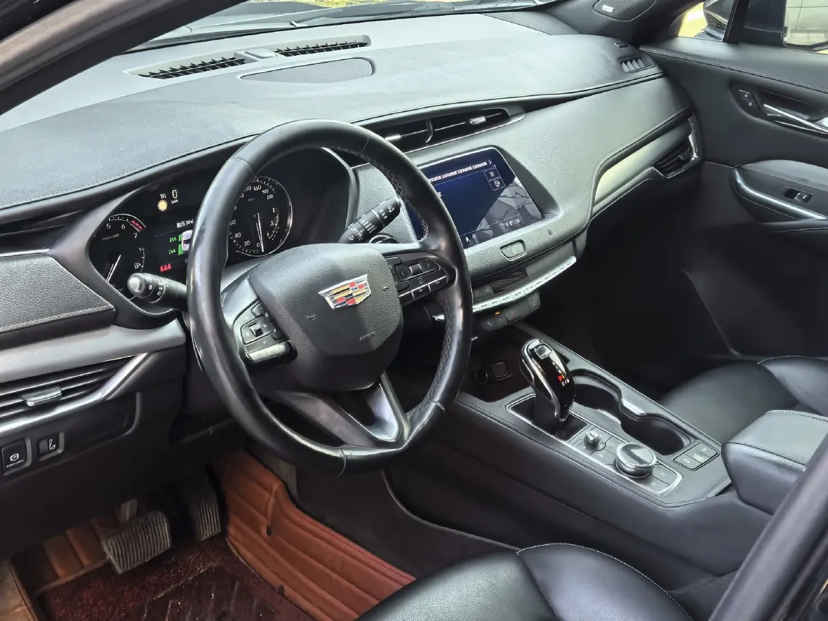 2020 Cadillac XT4 2.0T 237HP L4 9AT,autocango,china used car exporter,china ev exporter,chinese used car exporter,chinese used ev exporter