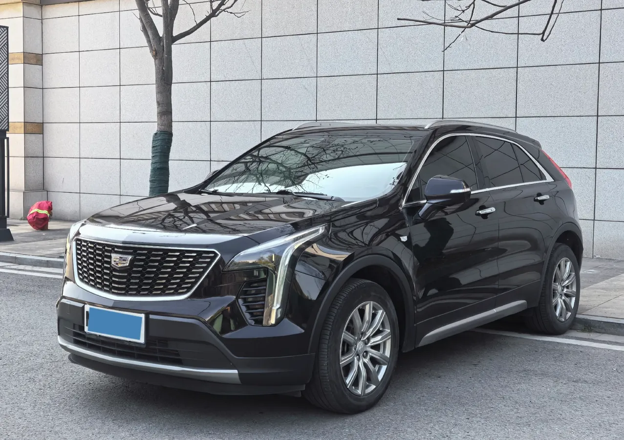 2020 Cadillac XT4 2.0T 237HP L4 9AT,autocango,china used car exporter,china ev exporter,chinese used car exporter,chinese used ev exporter