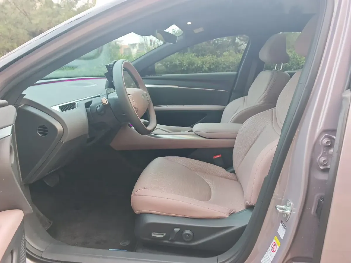 2025 Xpeng MONA M03 BEV,autocango,china used car exporter,china ev exporter,chinese used car exporter,chinese used ev exporter