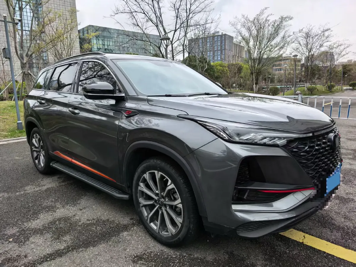 2021 ChangAn CS75 Plus 2.0T 233HP L4 8AT,autocango,china used car exporter,china ev exporter,chinese used car exporter,chinese used ev exporter