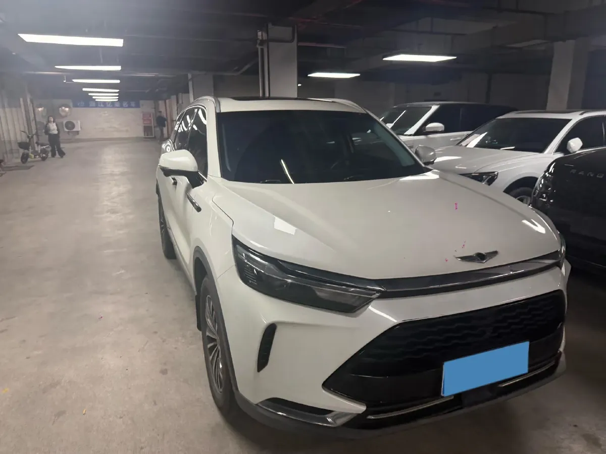 2020 BeiJing Auto X7 1.5T 188HP L4 7DCT,autocango,china used car exporter,china ev exporter,chinese used car exporter,chinese used ev exporter