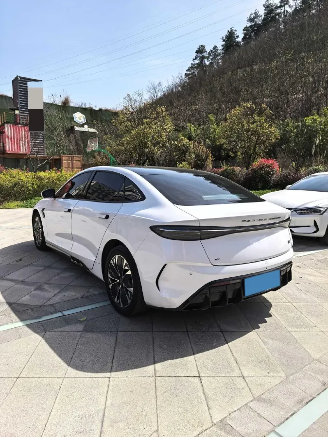 2022 BYD Seal BEV 61.4KWH,autocango,china used car exporter,china ev exporter,chinese used car exporter,chinese used ev exporter
