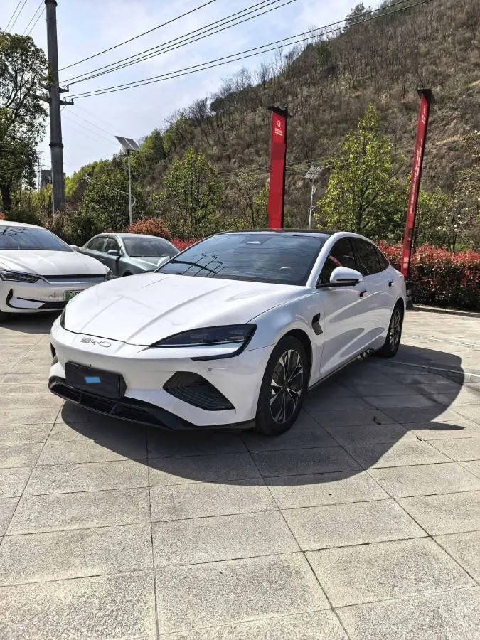 2022 BYD Seal BEV 61.4KWH,autocango,china used car exporter,china ev exporter,chinese used car exporter,chinese used ev exporter