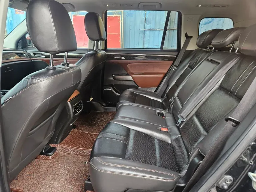 2017 GAC Trumpchi GS8 2.0T 201HP L4 6AT,autocango,china used car exporter,china ev exporter,chinese used car exporter,chinese used ev exporter