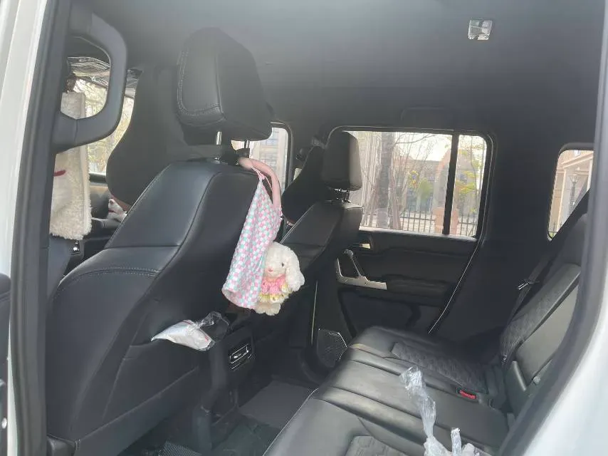 2024 212 212 T01 2.0T 252HP L4 8AT,autocango,china used car exporter,china ev exporter,chinese used car exporter,chinese used ev exporter