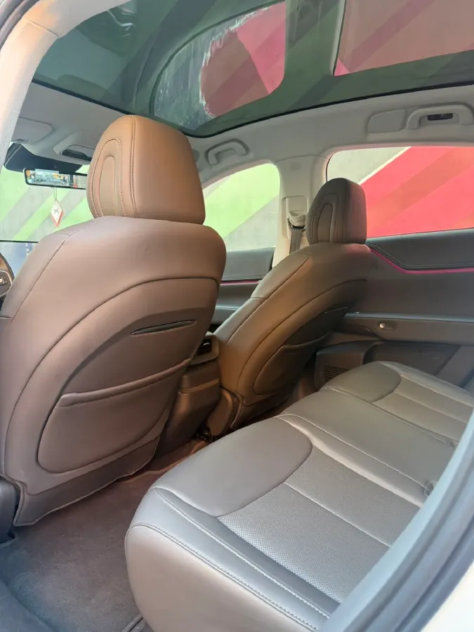 2025 Xpeng G6 BEV 68.5KWH,autocango,china used car exporter,china ev exporter,chinese used car exporter,chinese used ev exporter