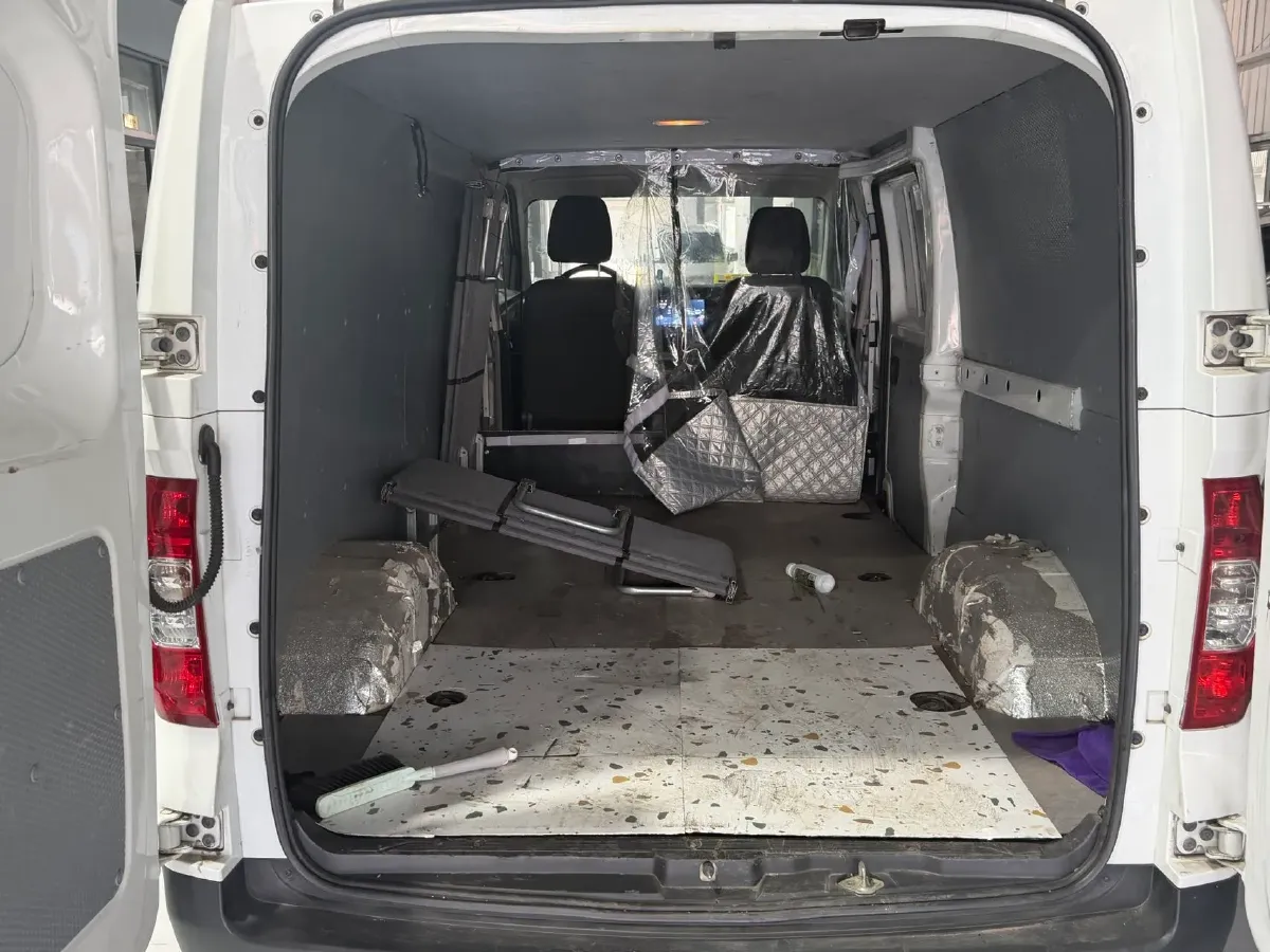 2021 Bestune T77 1.5T 169HP L4 7DCT,autocango,china used car exporter,china ev exporter,chinese used car exporter,chinese used ev exporter