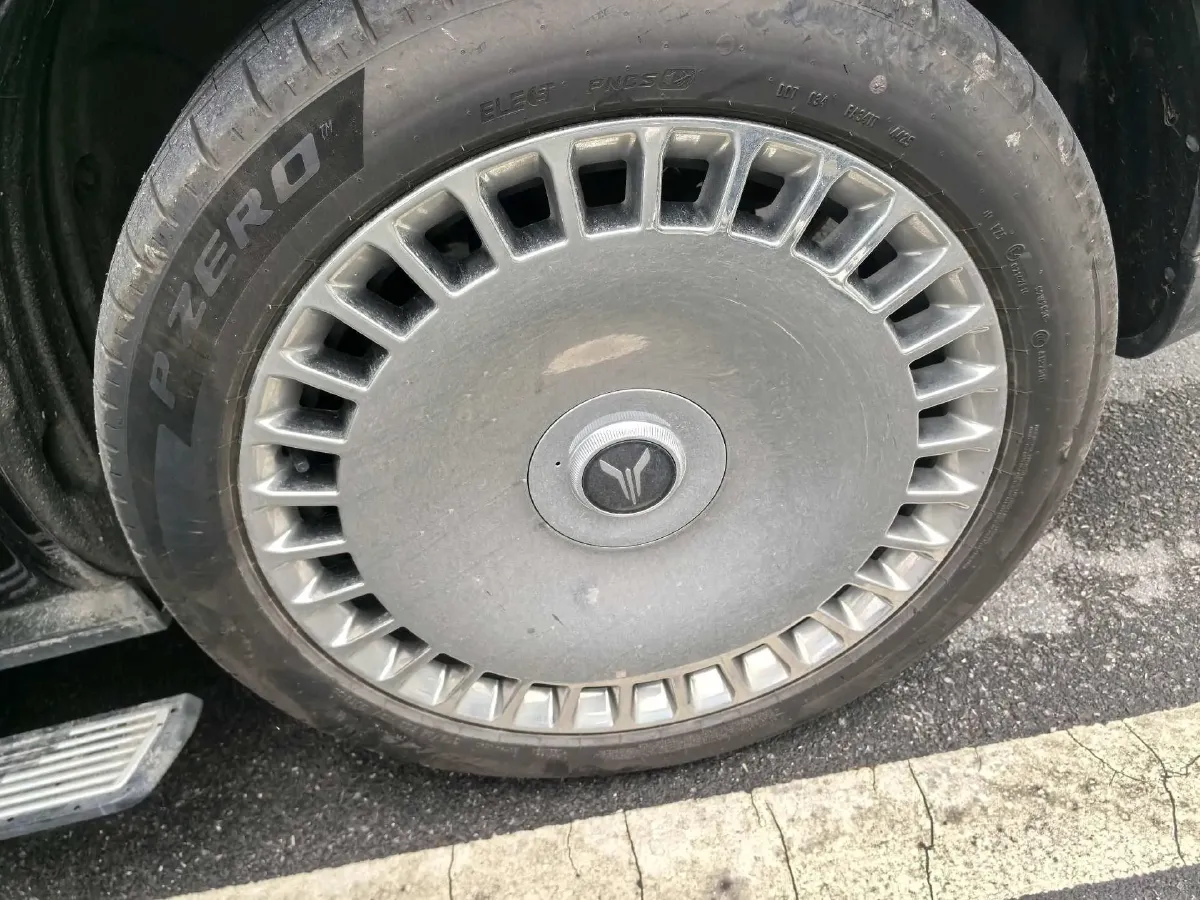 2026 Voyah 9L 1.5T 150HP L4 PHEV,autocango,china used car exporter,china ev exporter,chinese used car exporter,chinese used ev exporter