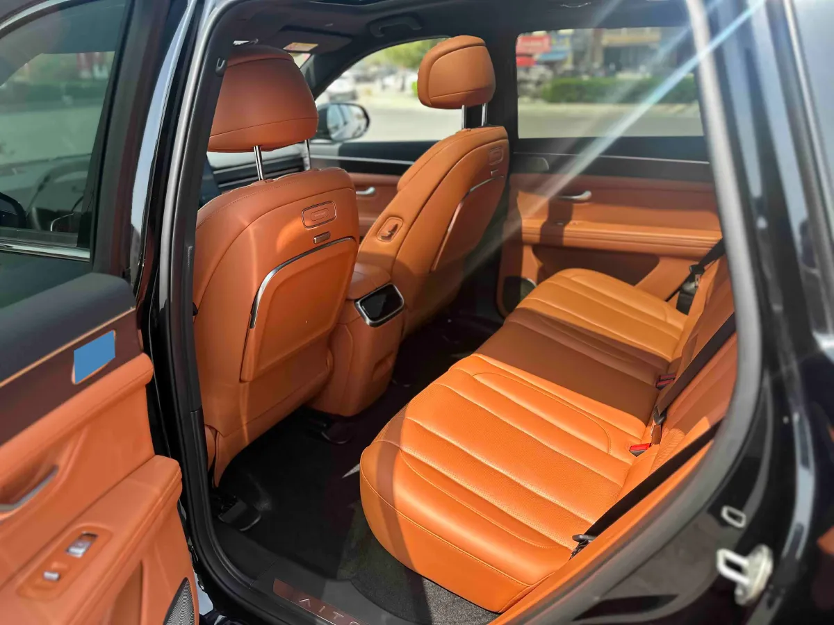 2024 AITO AITO M7 1.5T 152HP L4 REEV 38.5KWH,autocango,china used car exporter,china ev exporter,chinese used car exporter,chinese used ev exporter