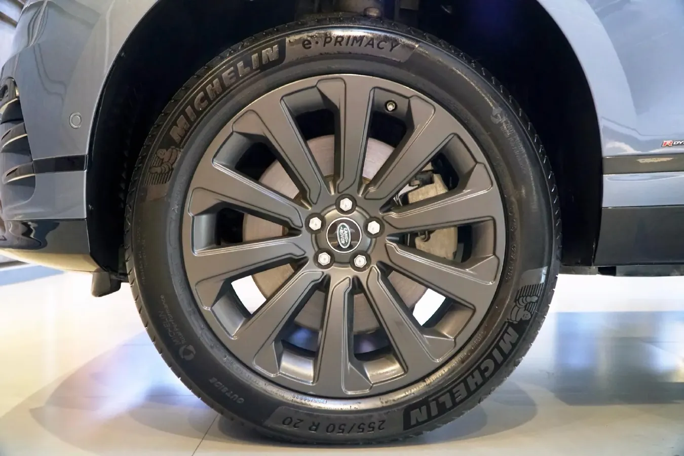 2021 Land Rover Range Rover Velar 3.0T 340HP L6 8AT,autocango,china used car exporter,china ev exporter,chinese used car exporter,chinese used ev exporter