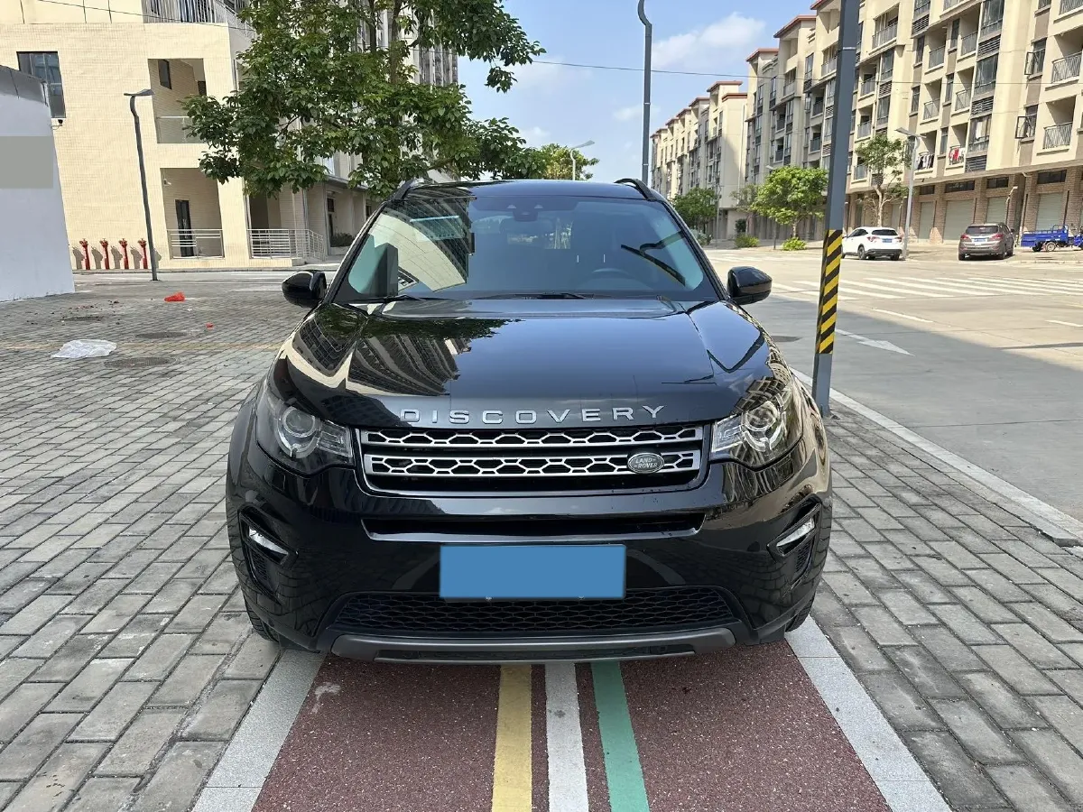 2018 Land Rover Discovery Sport 2.0T 241HP L4 9AT,autocango,china used car exporter,china ev exporter,chinese used car exporter,chinese used ev exporter