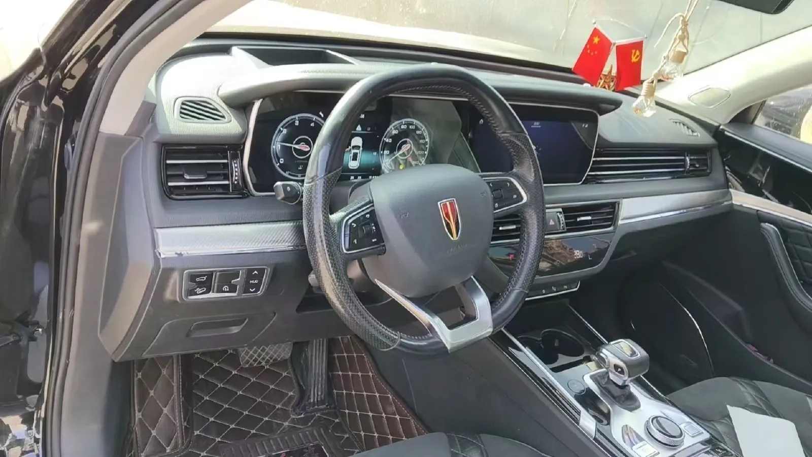 2019 HongQi HS5 2.0T 224HP L4 6AT,autocango,china used car exporter,china ev exporter,chinese used car exporter,chinese used ev exporter