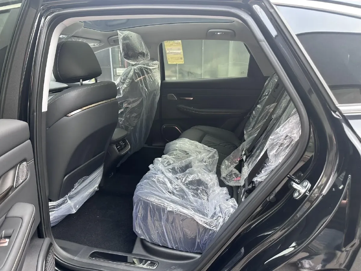 2025 BaoJun XiangJing BEV,autocango,china used car exporter,china ev exporter,chinese used car exporter,chinese used ev exporter