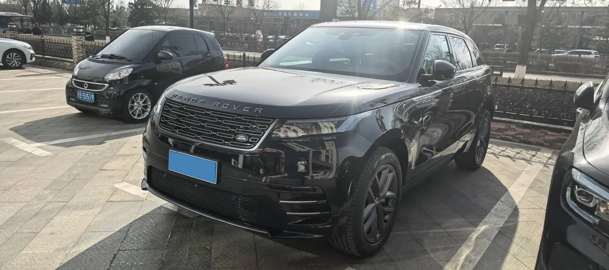 2025 Land Rover Range Rover Velar 2.0T 250HP L4 8AT,autocango,china used car exporter,china ev exporter,chinese used car exporter,chinese used ev exporter