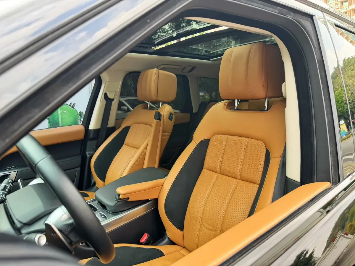 2021 Land Rover Range Rover Sport 3.0T 360HP L6 8AT,autocango,china used car exporter,china ev exporter,chinese used car exporter,chinese used ev exporter
