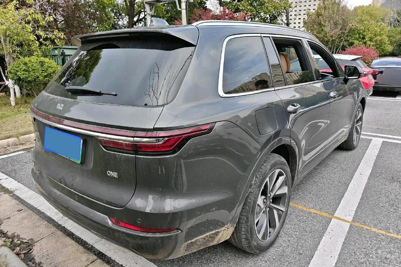 2021 Li ONE Range Extended 131HP REEV 40.5KWH,autocango,china used car exporter,china ev exporter,chinese used car exporter,chinese used ev exporter