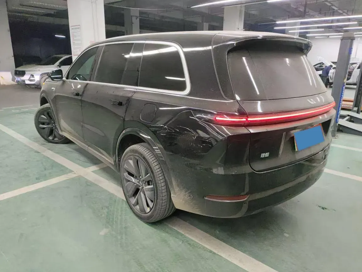 2022 Li L9 Range Extended 154HP REEV 42.6KWH,autocango,china used car exporter,china ev exporter,chinese used car exporter,chinese used ev exporter
