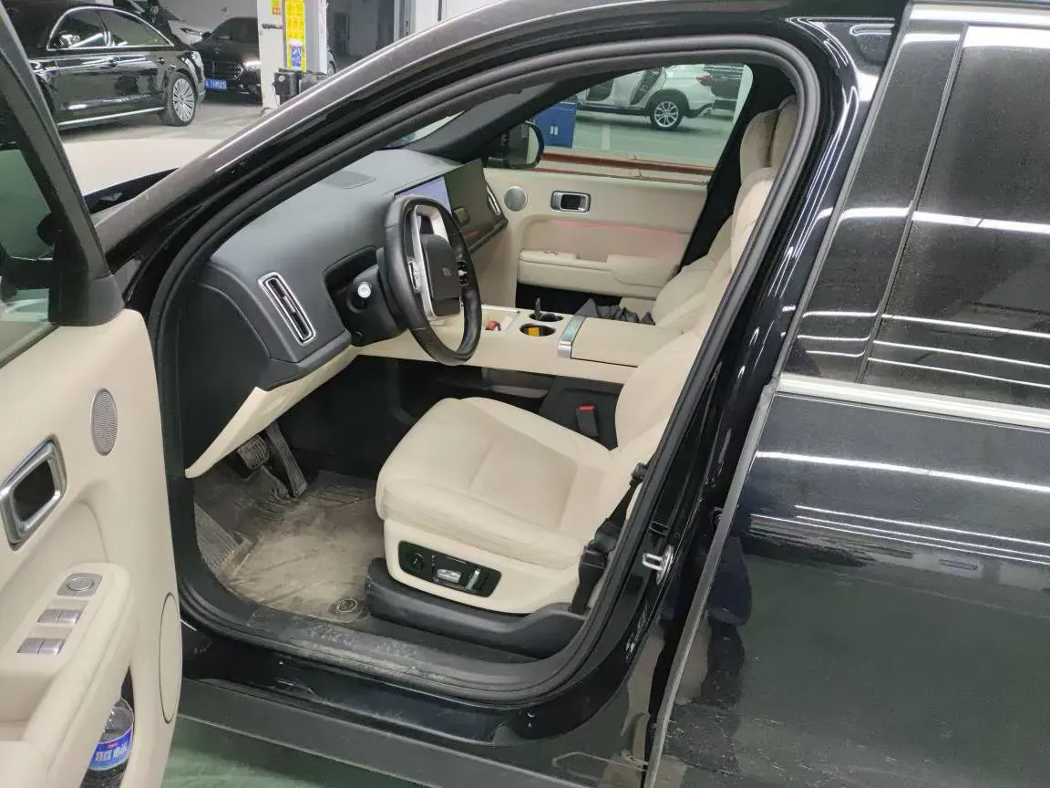 2022 Li L9 Range Extended 154HP REEV 42.6KWH,autocango,china used car exporter,china ev exporter,chinese used car exporter,chinese used ev exporter