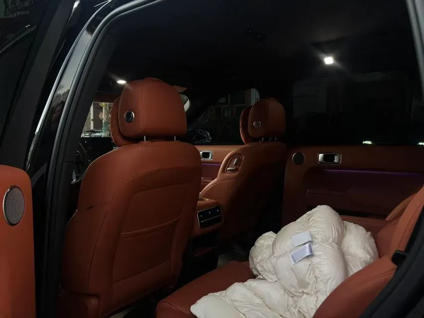 2023 Li L8 Range Extended 154HP REEV 40.9KWH,autocango,china used car exporter,china ev exporter,chinese used car exporter,chinese used ev exporter