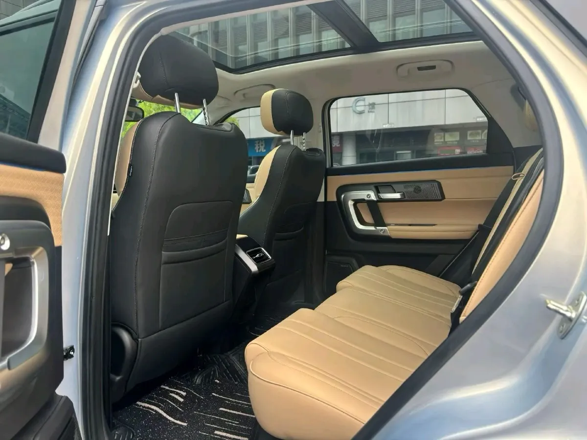 2023 Chery Exploration 06 1.6T 197HP L4 7DCT,autocango,china used car exporter,china ev exporter,chinese used car exporter,chinese used ev exporter