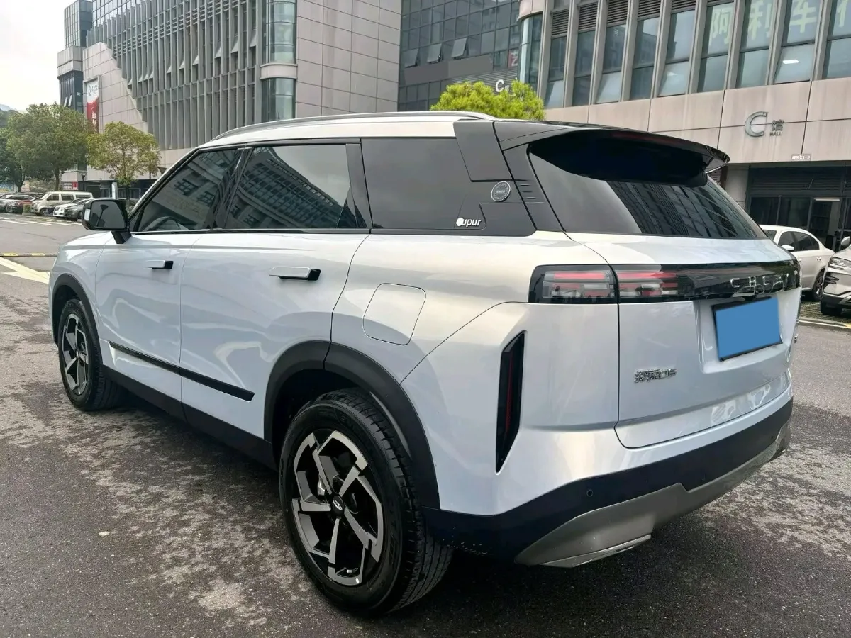 2023 Chery Exploration 06 1.6T 197HP L4 7DCT,autocango,china used car exporter,china ev exporter,chinese used car exporter,chinese used ev exporter