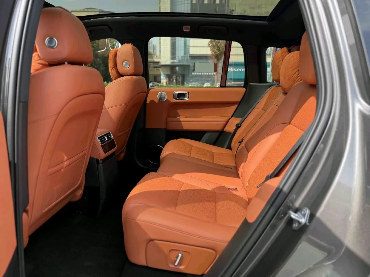 2024 Li L6 Range Extended 154HP L4 REEV 36.8KWH,autocango,china used car exporter,china ev exporter,chinese used car exporter,chinese used ev exporter